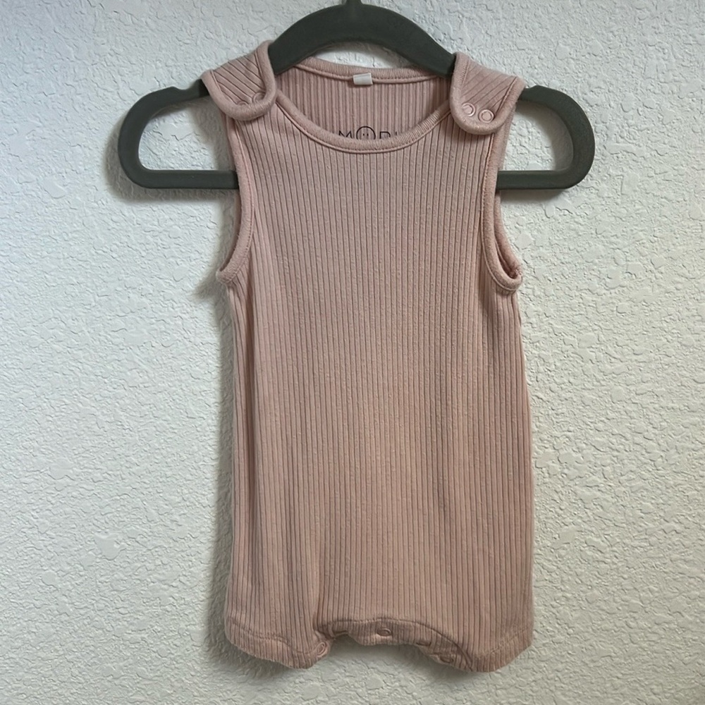 0-3 Month Mori Baby Bamboo Romper. 💗